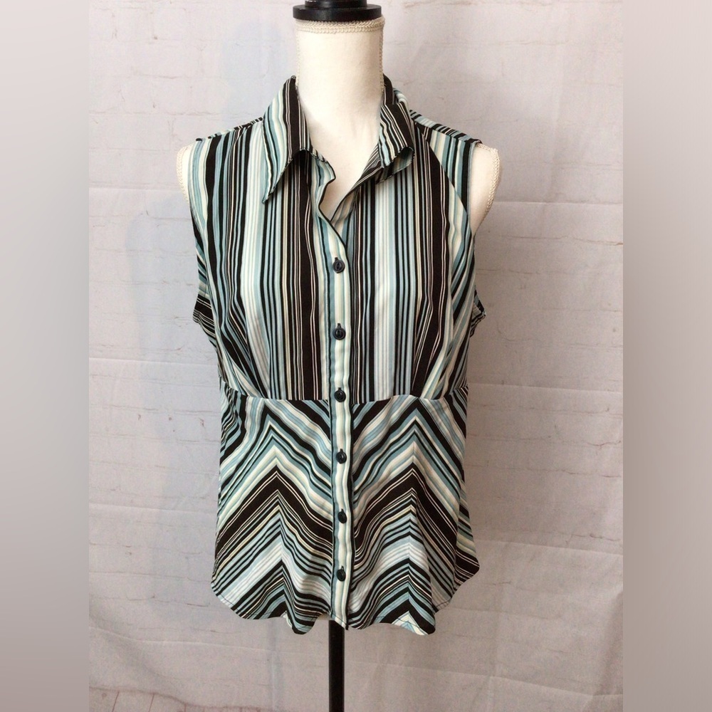 Large Studio 1940 sleeveless top (0075)